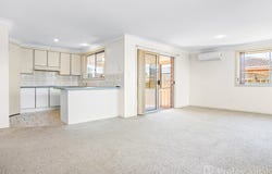 1/8 Grandis Drive, Tuncurry, NSW 2428