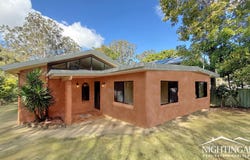 33 Black Gully Road, Tinaroo, Qld 4872