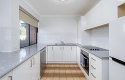 5/42 Hale Road, Forrestfield, WA 6058