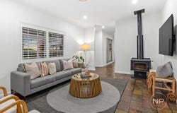 32 Blackwood Drive, Arana Hills, Qld 4054