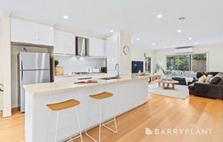 2B Azalea Court, Knoxfield, Vic 3180
