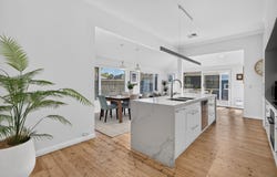 131 Hindmarsh Road, Victor Harbor, SA 5211