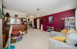 54 Templeton Crescent, Girrawheen, WA 6064