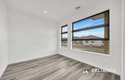 Manor Lakes, Vic 3024