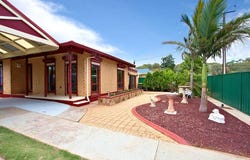 8 Reynold Street, Morphett Vale, SA 5162