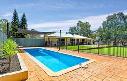 6 Lawson Road, Henley Brook, WA 6055