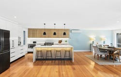 23 Lake Shore Drive, North Avoca, NSW 2260