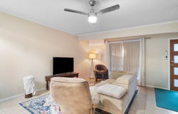 21/127 Barbaralla Dr, Springwood, Qld 4127