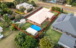 4 New Street, Childers, Qld 4660