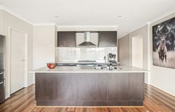 13 Quattro Avenue, Cranbourne East, Vic 3977
