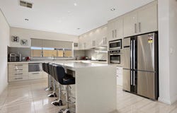 18 Black Swan Rise, Beeliar, WA 6164