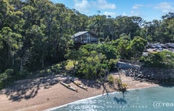 12 Russell Terrace, Macleay Island, Qld 4184