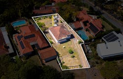 22 Tenth Avenue, St Lucia, Qld 4067