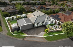11 Green Place, Durack, Qld 4077