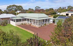 24 Horne Street, Koroit, Vic 3282