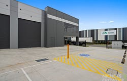 1-4/16 Hampden Road, Cranbourne West, Vic 3977