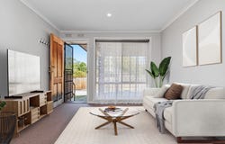 1/65 Hewish Road, Croydon, Vic 3136