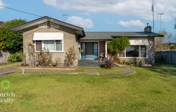 25 Vale Street, Moe, Vic 3825