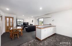 39 Bass Street, Warrane, Tas 7018