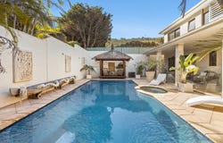 14 Seaview Crescent, Stanwell Park, NSW 2508