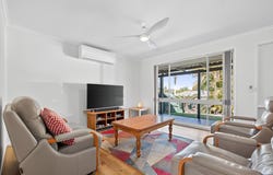 59 Kurwongbah Drive, Petrie, Qld 4502