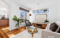 2/13 Binalong Avenue, Chadstone, Vic 3148