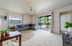 42 Grange Road, Eastern Heights, Qld 4305