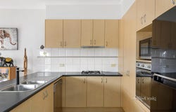 17 Cascades View, Yallambie, Vic 3085