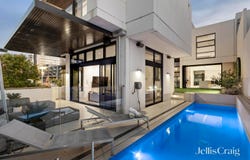 22 South Wharf Drive, Docklands, Vic 3008