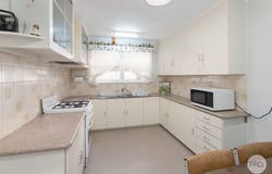 11 Cambridge Street, Wendouree, Vic 3355