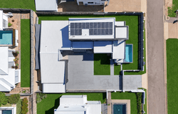 11 Cashell Crescent, Bushland Beach, Qld 4818