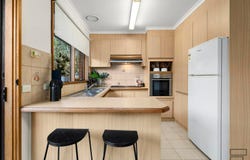 2/19 St Huberts Road, Carnegie, Vic 3163