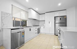 8 Raphael Street, Hallam, Vic 3803