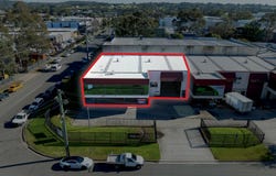 1/8 Cornwall Road, Ingleburn, NSW 2565