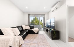 7/908 Logan Road, Holland Park West, Qld 4121
