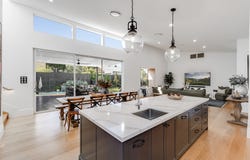 102 Campbell Street, East Toowoomba, Qld 4350