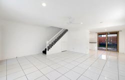3/348 Oxley Drive, Coombabah, Qld 4216