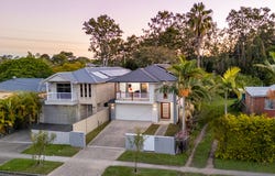 64 Oxley Station Road, Oxley, Qld 4075
