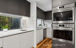 24 Clareville Crescent, Kallaroo, WA 6025