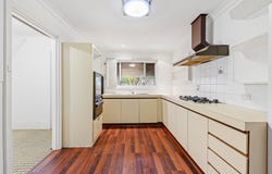 16 Ravenscroft Way, Kelmscott, WA 6111