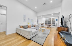 2/28 Hillside Avenue, Dandenong North, Vic 3175
