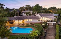 16 Cynthia Crescent, Springwood, Qld 4127
