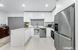 5 Burns Avenue, Macquarie Fields, NSW 2564