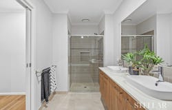 9 Magenta Street, Clyde North, Vic 3978