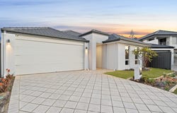 76 Oasis Drive, Secret Harbour, WA 6173