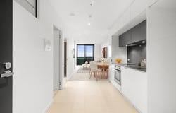 2407/555 Swanston Street, Carlton, Vic 3053