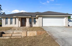 34 White Gums Road, Hatton Vale, Qld 4341
