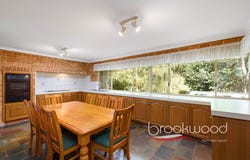 23 Enid Road, Kalamunda, WA 6076