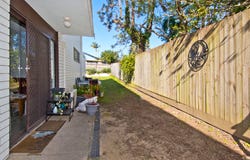 3/4 Kokoda Street, Beenleigh, Qld 4207