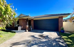 25 Tucana Place, Forster, NSW 2428